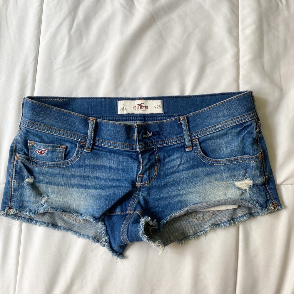 Hollister shorts (booty)